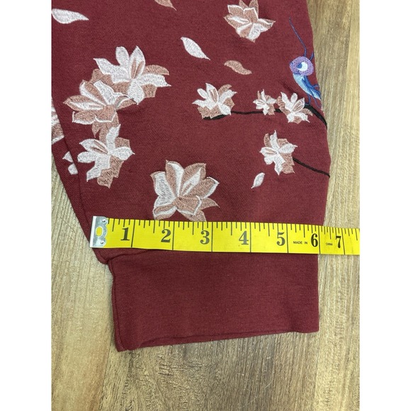 4X Disney Princess Mulan Embroidered Floral Crewneck Sweatshirt Red - Picture 8 of 9